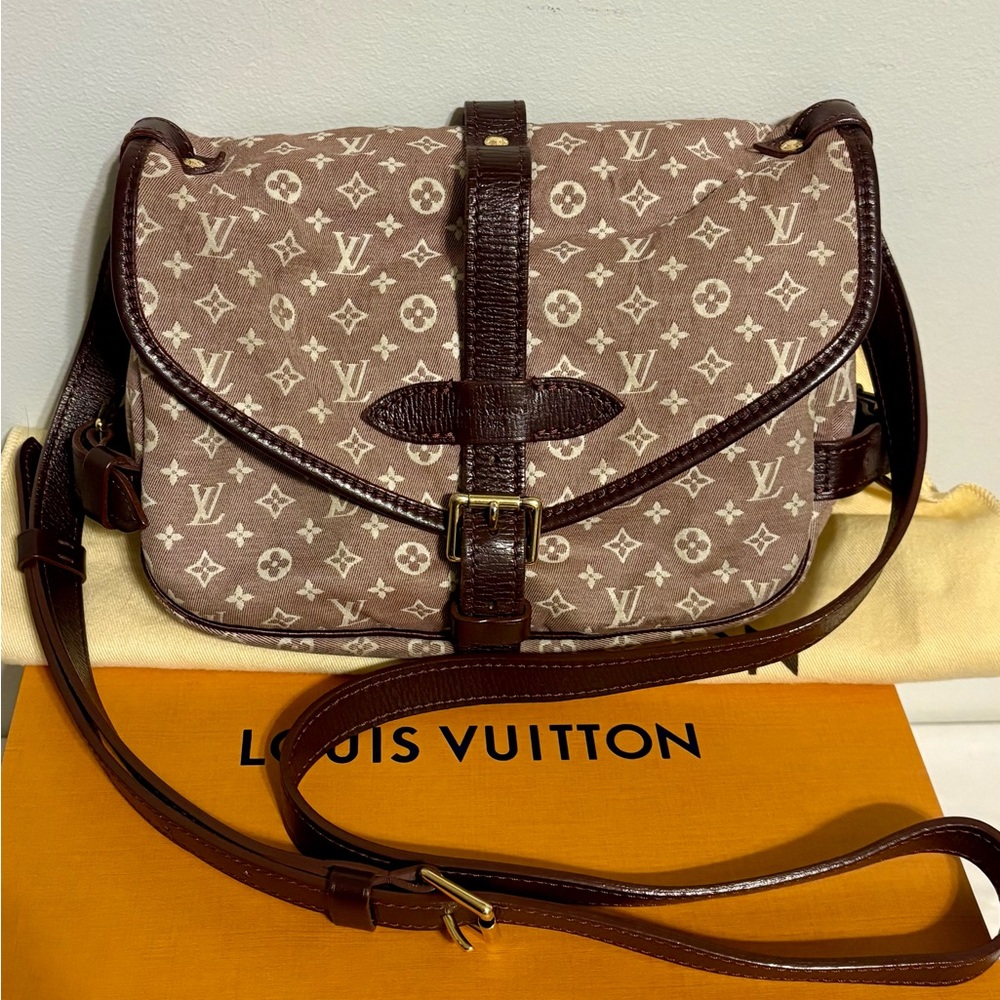 Louis Vuitton Idylle Saumur 30 Crossbody